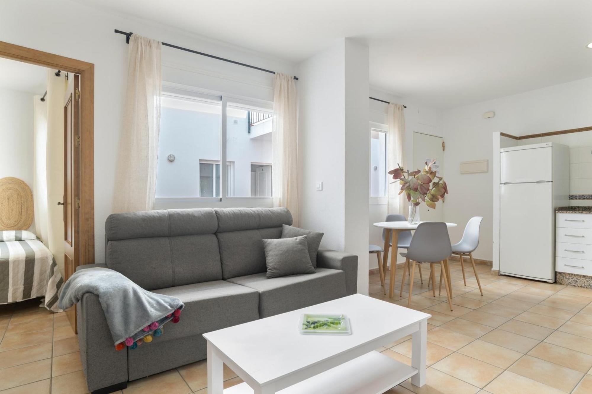 Apartamento Perez Zara 4 Конил-де-ла-Фронтера Екстериор снимка